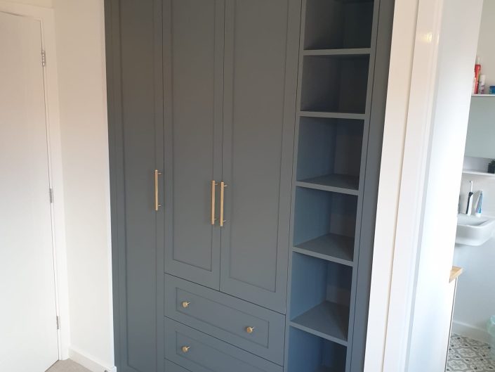 Bespoke Shaker Wardrobe